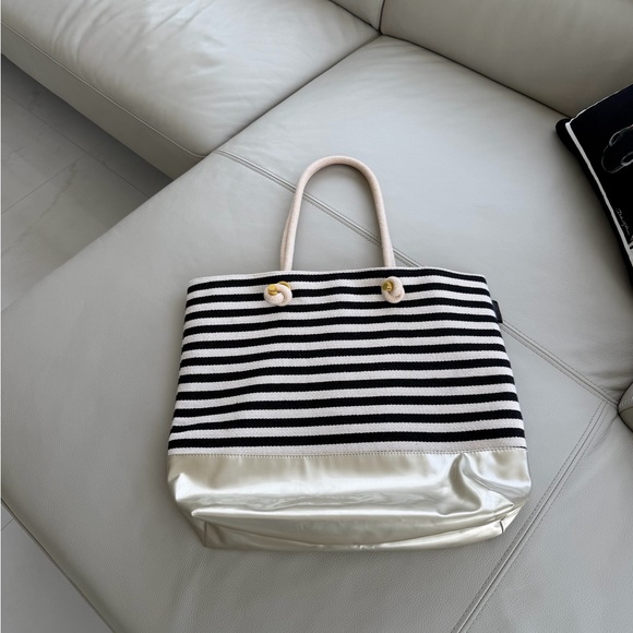 Handbags - Striped Black and White Tote Bag